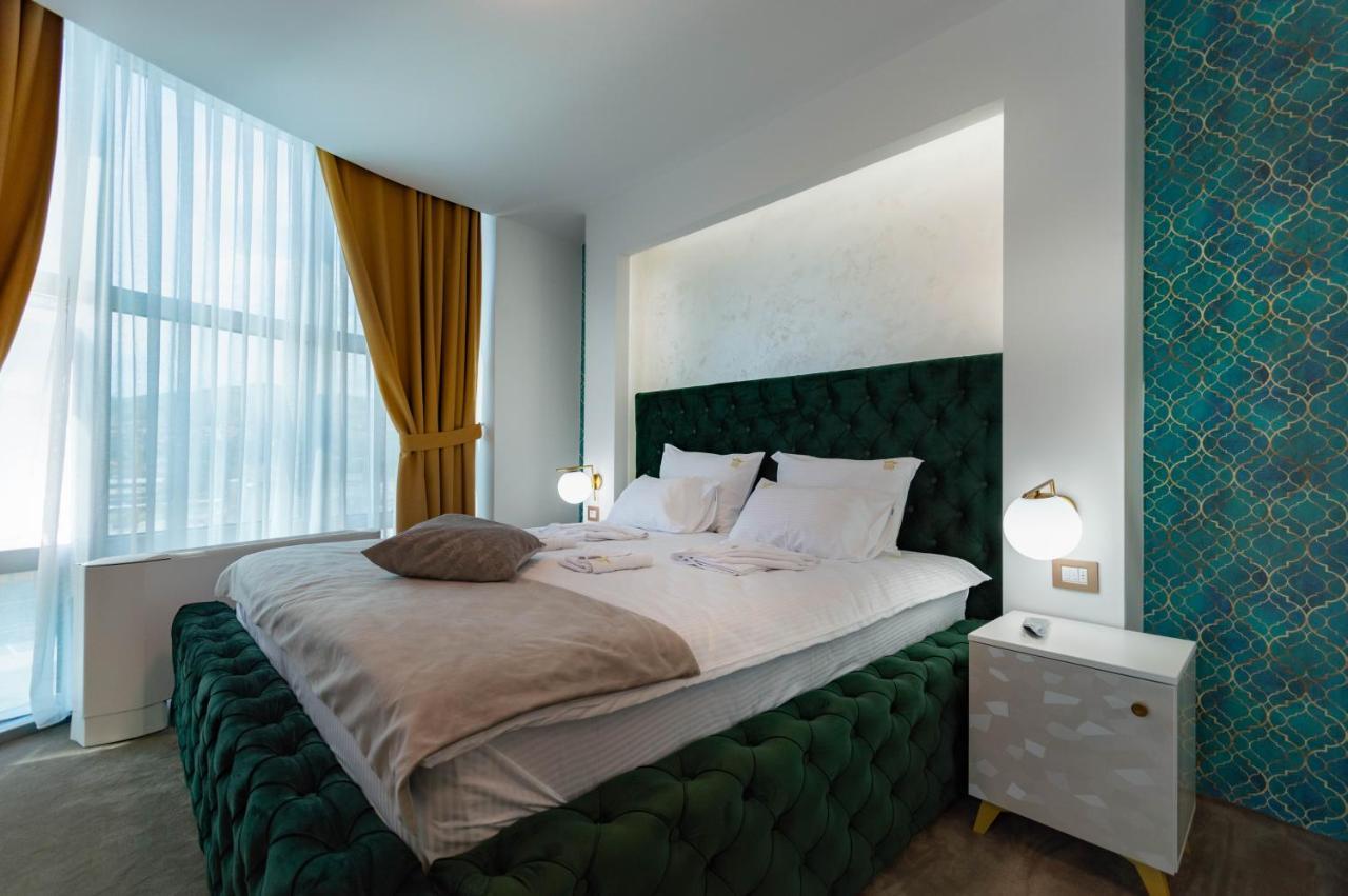 Hotel Ideal Deluxe Novi Pazar Buitenkant foto